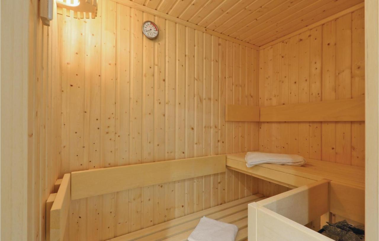 Awesome Apartment In Luebeck Travemuende With Sauna Bagian luar foto