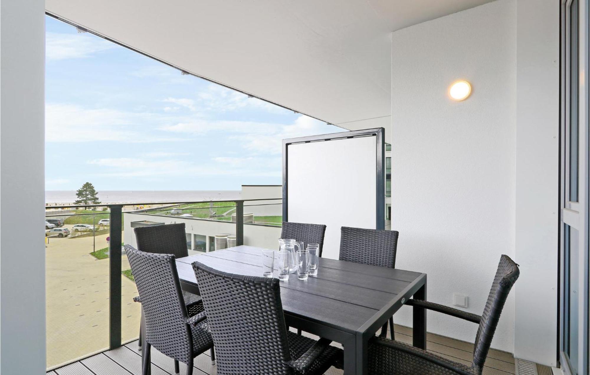 Awesome Apartment In Luebeck Travemuende With Sauna Bagian luar foto